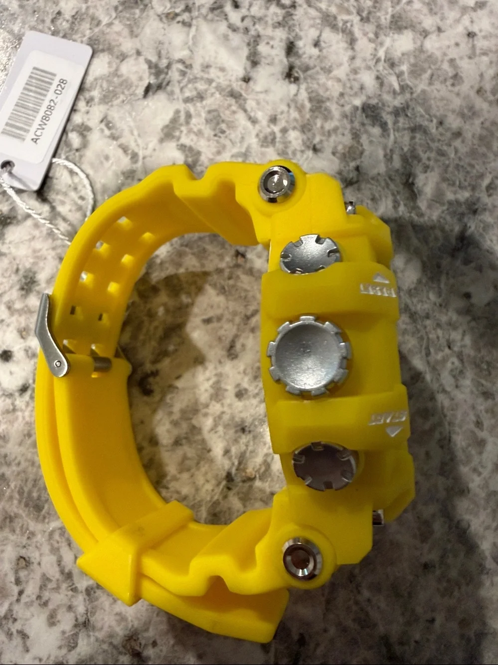 Activa x Invicta Digital Essentials 50 mm Yellow ACW8082-028